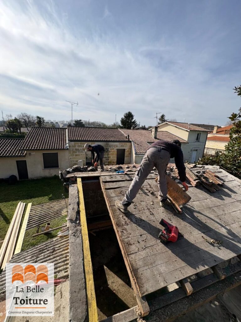 Nettoyage toiture à Mérignac - La Belle Toiture